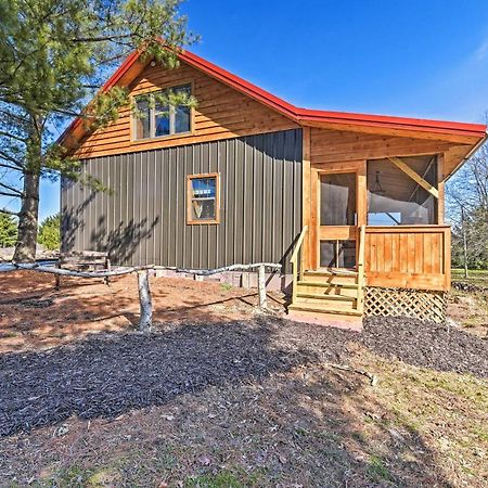 Honey House Cabin - A Quiet Countryside Retreat! Nappanee Exterior photo